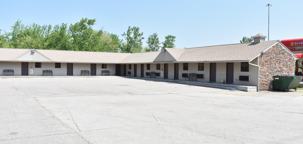Economy Inn & Suites Ashtabula Exterior foto
